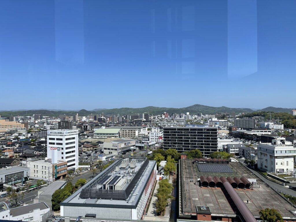 倉敷市役所展望台からのJR倉敷駅方向の眺め