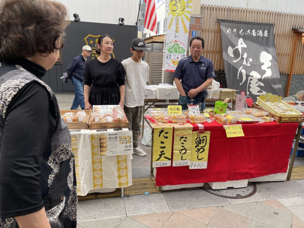 地元の鯛めし、たこめし