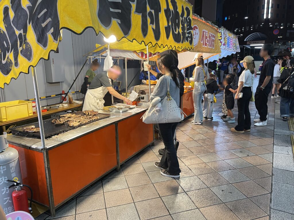 倉敷センター街入り口付近の食べ物屋台